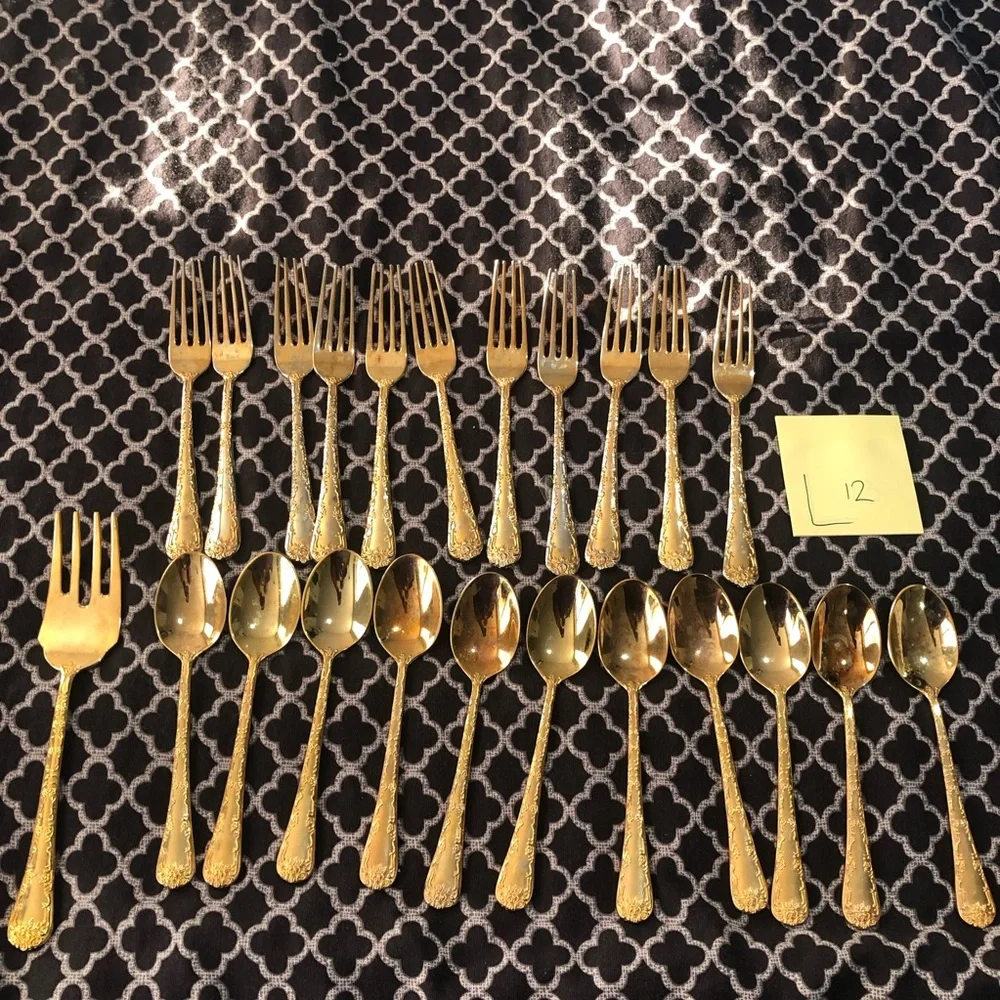 Vtg William Rogers and Sons Flatware Silverware GOLD PLATE 23 Pieces 9” Fork L12